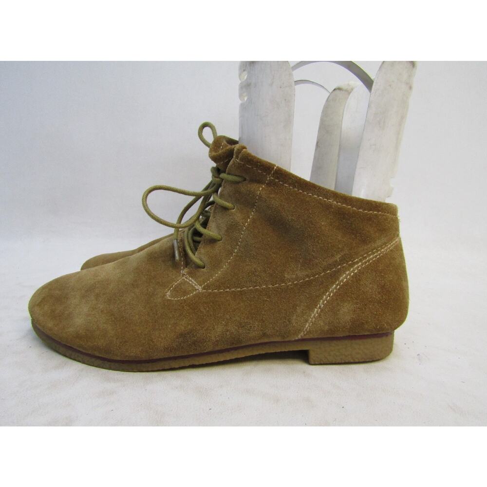 Sbicca Womens Size 7.5 M Brown Suede Lace Up Ankle Fashion Boots Booties